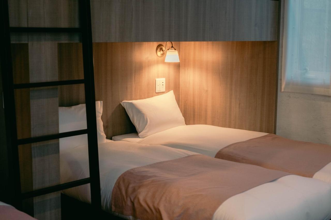 7 Rooms Hotel&Cafe Tokio Buitenkant foto
