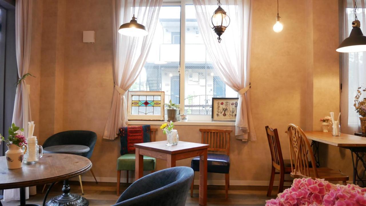 7 Rooms Hotel&Cafe Tokio Buitenkant foto